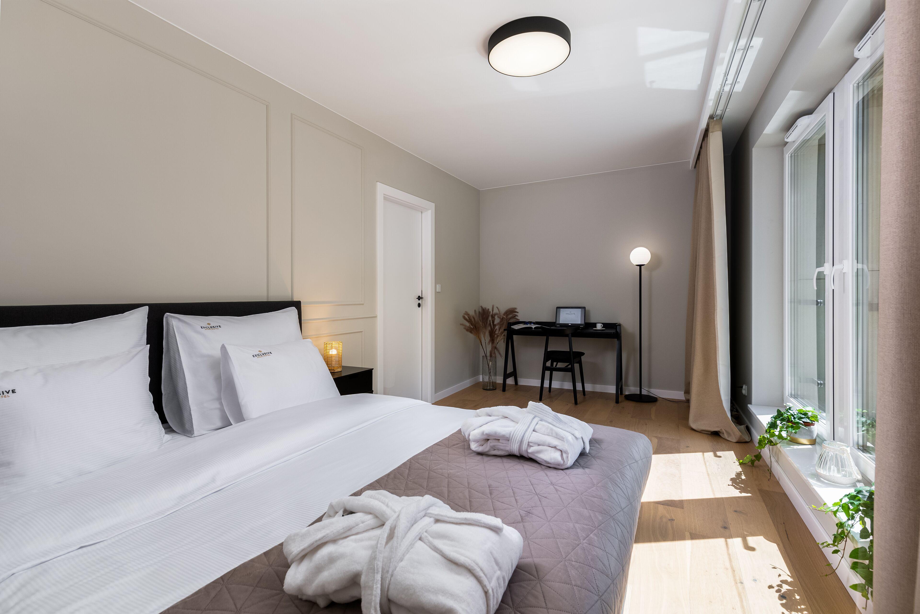 Exclusive Aparthotel Krakow Lubicz 40 — Photos 1